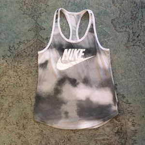 nike logo workout tank